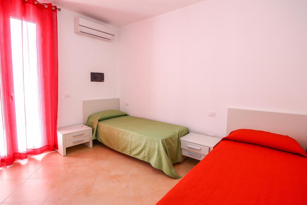 Family Suite Porto Vecchio Lampedusa Bagian luar foto